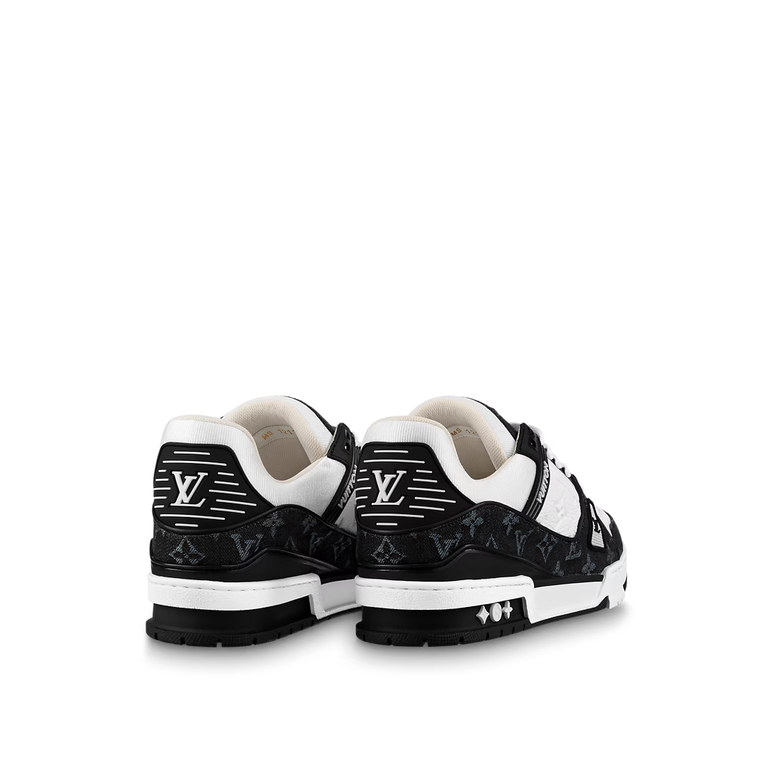 LOUIS VUITTON TRAINER BLACK