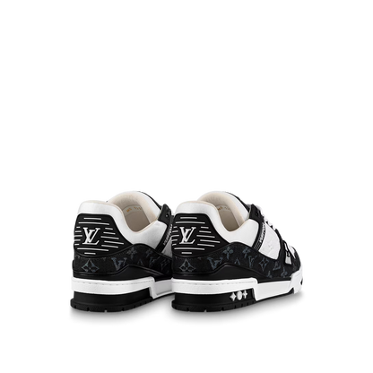 LOUIS VUITTON TRAINER BLACK